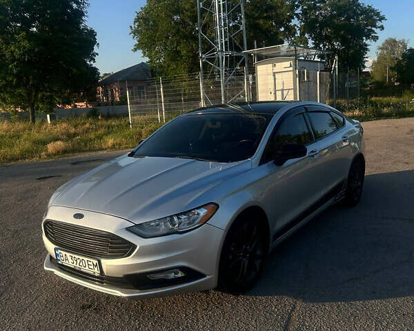 Серый Форд Фьюжн, объемом двигателя 2 л и пробегом 118 тыс. км за 11500 $, фото 1 на Automoto.ua