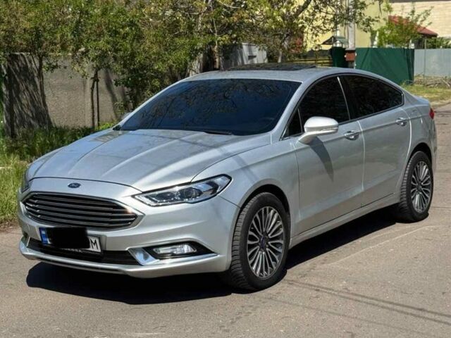 Сірий Форд Фьюжен, об'ємом двигуна 2 л та пробігом 230 тис. км за 15500 $, фото 5 на Automoto.ua