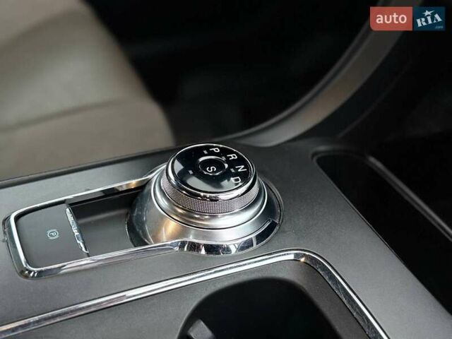 Серый Форд Фьюжн, объемом двигателя 2.69 л и пробегом 156 тыс. км за 15699 $, фото 18 на Automoto.ua