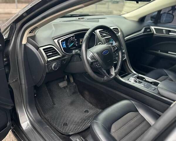 Сірий Форд Фьюжен, об'ємом двигуна 2.49 л та пробігом 130 тис. км за 12000 $, фото 8 на Automoto.ua