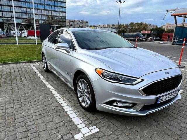 Форд Фьюжн 2017 в Львове на Automoto.ua Серый Форд Фьюжн, объемом двигателя 2 л и пробегом 107 тыс. км за 16700 $, фото 4 на Automoto.ua