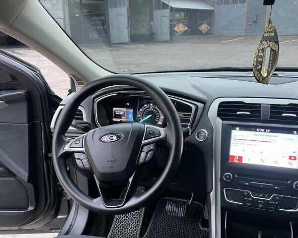 Серый Форд Фьюжн, объемом двигателя 2.49 л и пробегом 58 тыс. км за 11500 $, фото 10 на Automoto.ua