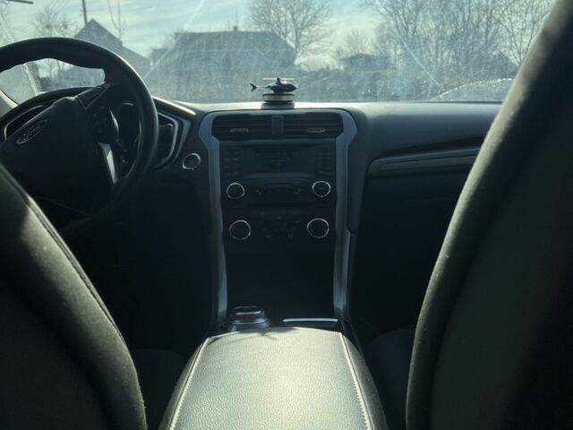 Серый Форд Фьюжн, объемом двигателя 2 л и пробегом 207 тыс. км за 13000 $, фото 9 на Automoto.ua