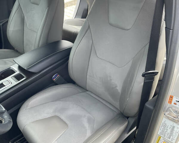 Серый Форд Фьюжн, объемом двигателя 2.69 л и пробегом 20 тыс. км за 20999 $, фото 5 на Automoto.ua