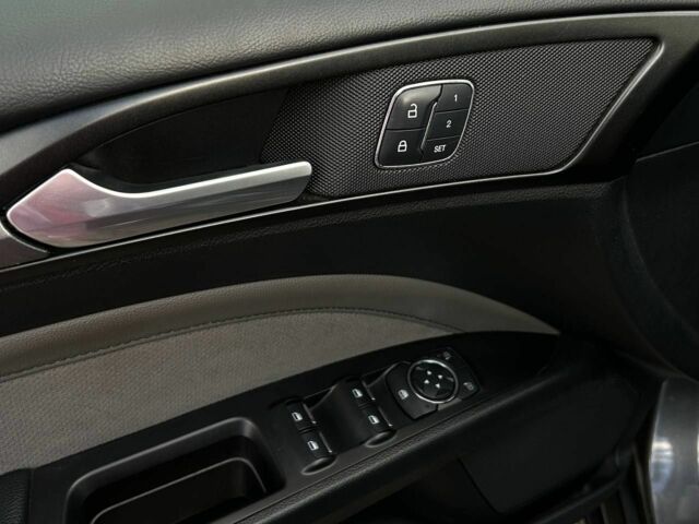 Форд Фьюжн 2017 в Кривом Роге на Automoto.ua Серый Форд Фьюжн, объемом двигателя 2.7 л и пробегом 95 тыс. км за 13500 $, фото 8 на Automoto.ua