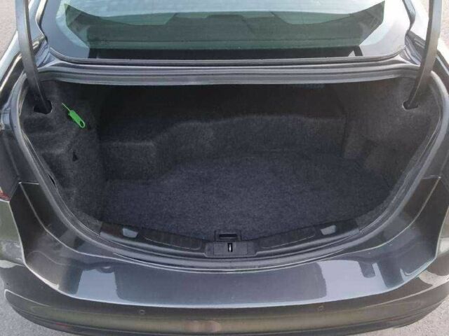 Форд Фьюжн 2017 в Киеве на Automoto.ua Серый Форд Фьюжн, объемом двигателя 0 л и пробегом 88 тыс. км за 8500 $, фото 10 на Automoto.ua