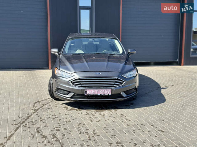 Серый Форд Фьюжн, объемом двигателя 2.5 л и пробегом 111 тыс. км за 11300 $, фото 4 на Automoto.ua