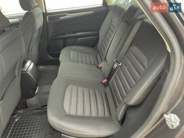 Серый Форд Фьюжн, объемом двигателя 2.49 л и пробегом 119 тыс. км за 10400 $, фото 58 на Automoto.ua