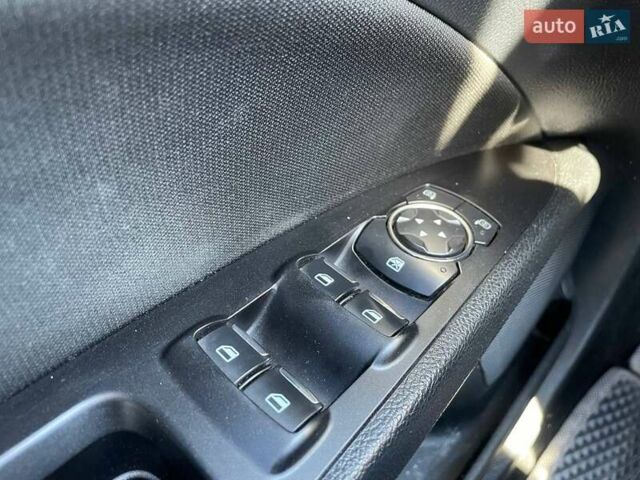 Серый Форд Фьюжн, объемом двигателя 2.49 л и пробегом 161 тыс. км за 14490 $, фото 27 на Automoto.ua