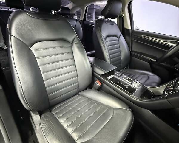 Форд Фьюжн 2017 в Одессе на Automoto.ua Серый Форд Фьюжн, объемом двигателя 2 л и пробегом 78 тыс. км за 15800 $, фото 22 на Automoto.ua