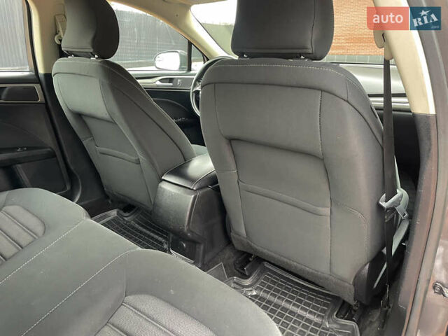 Серый Форд Фьюжн, объемом двигателя 2.49 л и пробегом 119 тыс. км за 10400 $, фото 52 на Automoto.ua