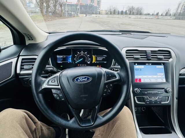 Сірий Форд Фьюжен, об'ємом двигуна 1.5 л та пробігом 92 тис. км за 6300 $, фото 14 на Automoto.ua