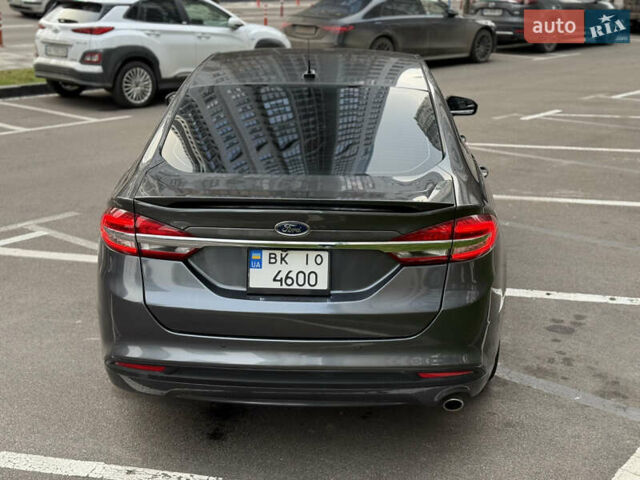 Серый Форд Фьюжн, объемом двигателя 2 л и пробегом 180 тыс. км за 14650 $, фото 7 на Automoto.ua