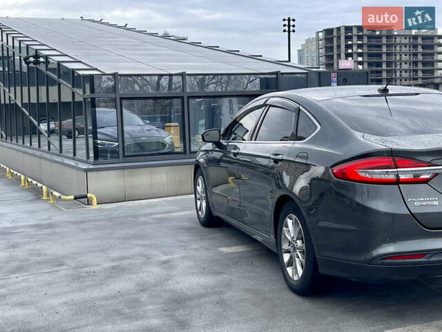 Серый Форд Фьюжн, объемом двигателя 2 л и пробегом 133 тыс. км за 15300 $, фото 7 на Automoto.ua