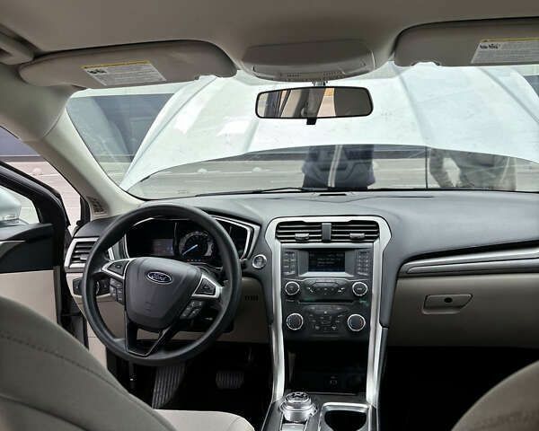 Сірий Форд Фьюжен, об'ємом двигуна 2 л та пробігом 207 тис. км за 13000 $, фото 14 на Automoto.ua