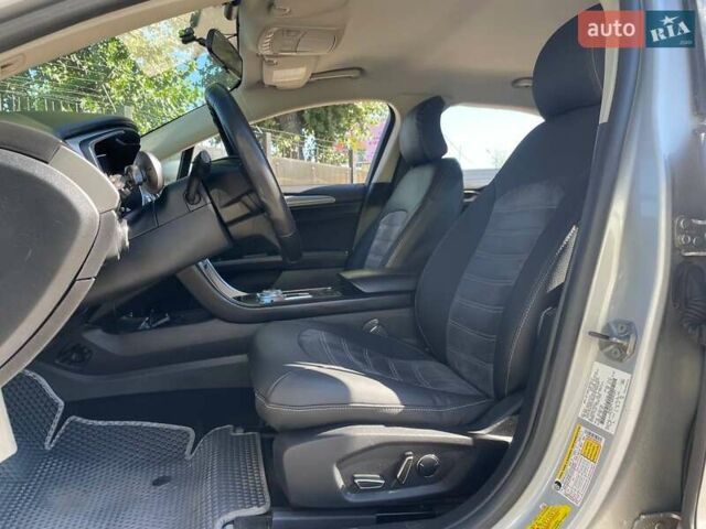 Форд Фьюжен 2017 у Києві на Automoto.ua Сірий Форд Фьюжен, об'ємом двигуна 2.5 л та пробігом 161 тис. км за 16490 $, фото 8 на Automoto.ua