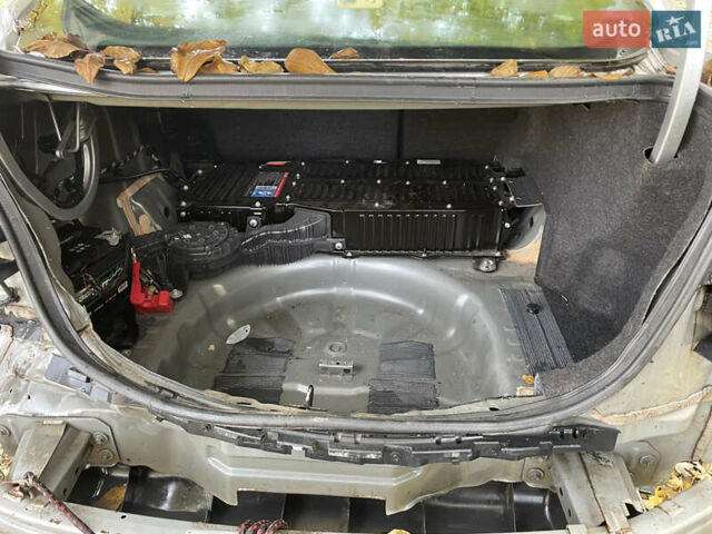 Форд Фьюжн 2017 в Киеве на Automoto.ua Серый Форд Фьюжн, объемом двигателя 2 л и пробегом 195 тыс. км за 9500 $, фото 9 на Automoto.ua