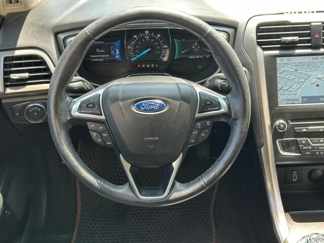 Форд Фьюжн 2017 в Одессе на Automoto.ua Серый Форд Фьюжн, объемом двигателя 2 л и пробегом 114 тыс. км за 15990 $, фото 19 на Automoto.ua