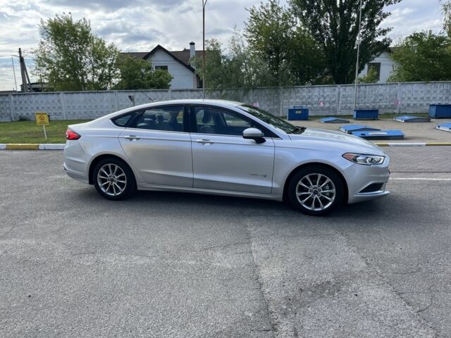 Серый Форд Фьюжн, объемом двигателя 2 л и пробегом 122 тыс. км за 14500 $, фото 3 на Automoto.ua