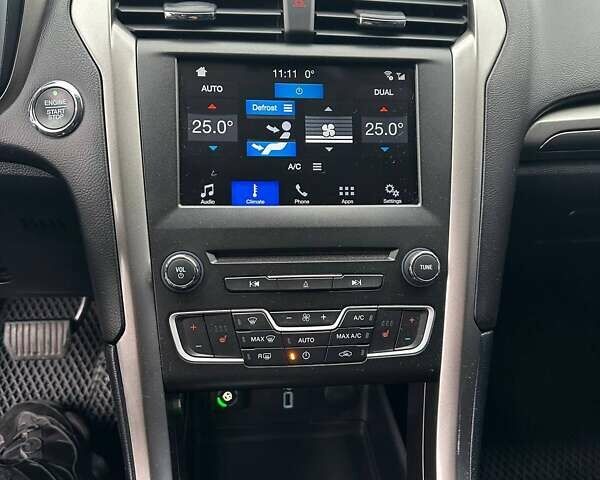 Сірий Форд Фьюжен, об'ємом двигуна 2.49 л та пробігом 130 тис. км за 12000 $, фото 20 на Automoto.ua