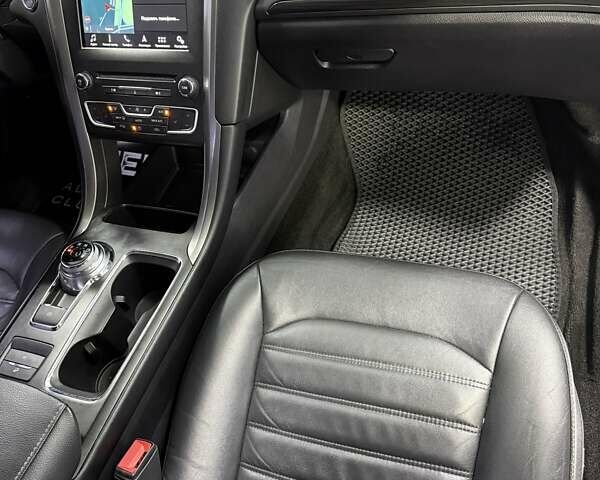 Форд Фьюжн 2017 в Одессе на Automoto.ua Серый Форд Фьюжн, объемом двигателя 2 л и пробегом 78 тыс. км за 15800 $, фото 21 на Automoto.ua