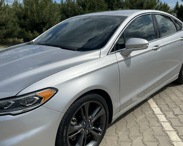 Серый Форд Фьюжн, объемом двигателя 2.69 л и пробегом 20 тыс. км за 20999 $, фото 1 на Automoto.ua