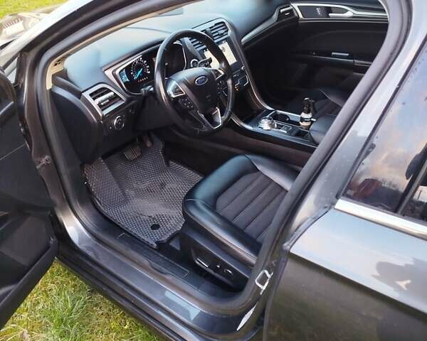 Сірий Форд Фьюжен, об'ємом двигуна 2 л та пробігом 128 тис. км за 14400 $, фото 19 на Automoto.ua