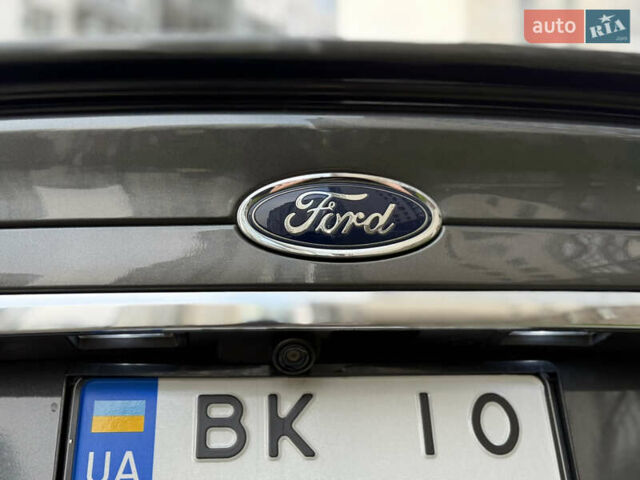 Серый Форд Фьюжн, объемом двигателя 2 л и пробегом 180 тыс. км за 14650 $, фото 8 на Automoto.ua