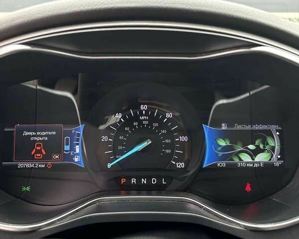 Сірий Форд Фьюжен, об'ємом двигуна 2 л та пробігом 207 тис. км за 13000 $, фото 19 на Automoto.ua