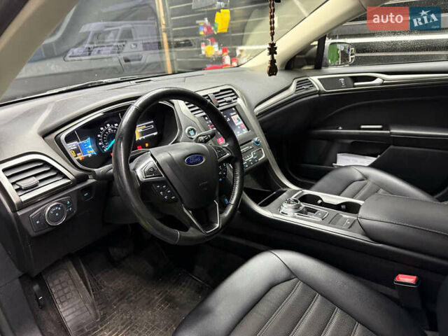 Сірий Форд Фьюжен, об'ємом двигуна 1.5 л та пробігом 84 тис. км за 9555 $, фото 2 на Automoto.ua