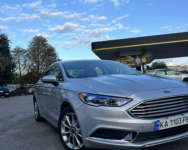 Сірий Форд Фьюжен, об'ємом двигуна 2 л та пробігом 123 тис. км за 14000 $, фото 38 на Automoto.ua