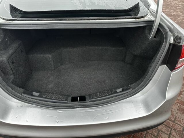 Сірий Форд Фьюжен, об'ємом двигуна 2 л та пробігом 184 тис. км за 13500 $, фото 8 на Automoto.ua