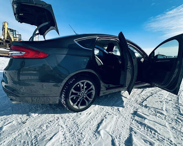 Сірий Форд Фьюжен, об'ємом двигуна 2.49 л та пробігом 138 тис. км за 9000 $, фото 13 на Automoto.ua