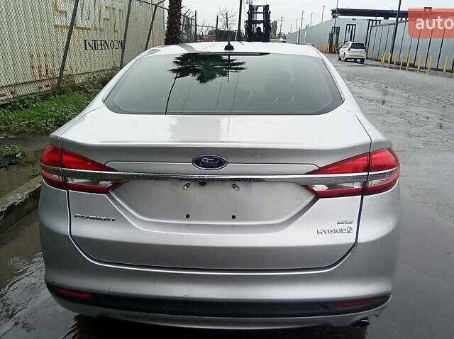 Форд Фьюжен 2017 у Львові на Automoto.ua Сірий Форд Фьюжен, об'ємом двигуна 2 л та пробігом 119 тис. км за 11000 $, фото 3 на Automoto.ua
