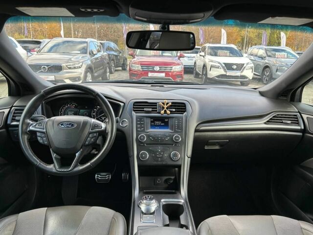 Форд Фьюжн 2017 в Кривом Роге на Automoto.ua Серый Форд Фьюжн, объемом двигателя 2.7 л и пробегом 95 тыс. км за 13500 $, фото 9 на Automoto.ua