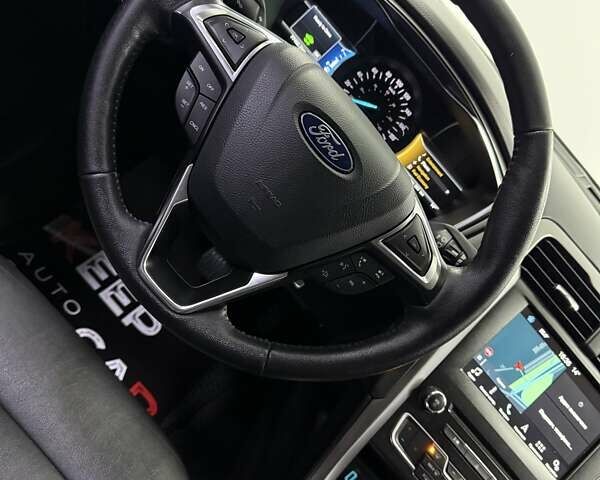 Форд Фьюжн 2017 в Одессе на Automoto.ua Серый Форд Фьюжн, объемом двигателя 2 л и пробегом 78 тыс. км за 15800 $, фото 26 на Automoto.ua
