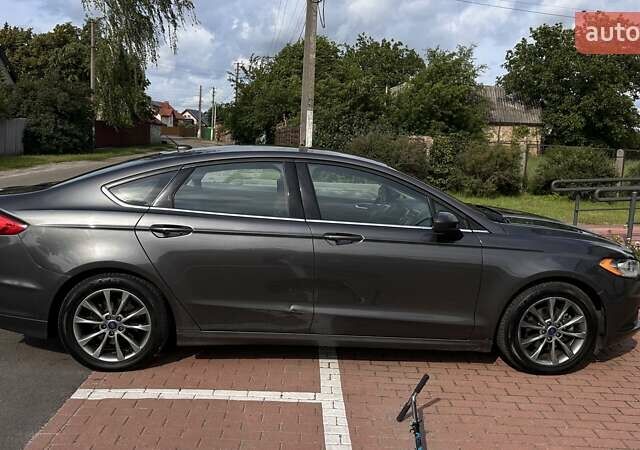Сірий Форд Фьюжен, об'ємом двигуна 2.49 л та пробігом 232 тис. км за 10500 $, фото 2 на Automoto.ua