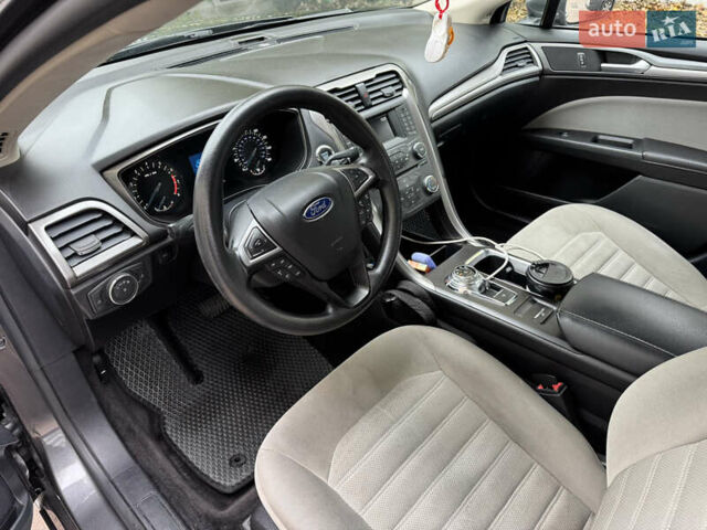 Форд Фьюжн 2017 в Киеве на Automoto.ua Серый Форд Фьюжн, объемом двигателя 2.49 л и пробегом 233 тыс. км за 9300 $, фото 5 на Automoto.ua