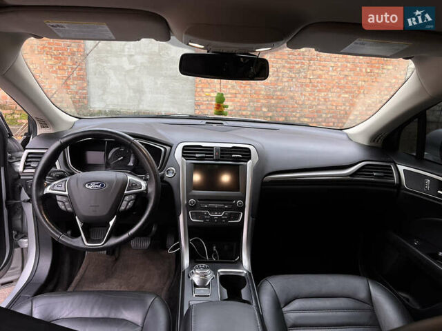 Серый Форд Фьюжн, объемом двигателя 2 л и пробегом 186 тыс. км за 12100 $, фото 8 на Automoto.ua