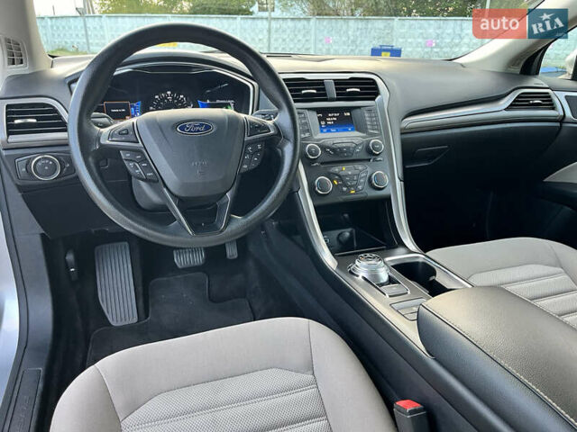 Сірий Форд Фьюжен, об'ємом двигуна 2 л та пробігом 123 тис. км за 14000 $, фото 28 на Automoto.ua