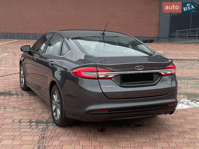 Серый Форд Фьюжн, объемом двигателя 2.49 л и пробегом 119 тыс. км за 10400 $, фото 24 на Automoto.ua