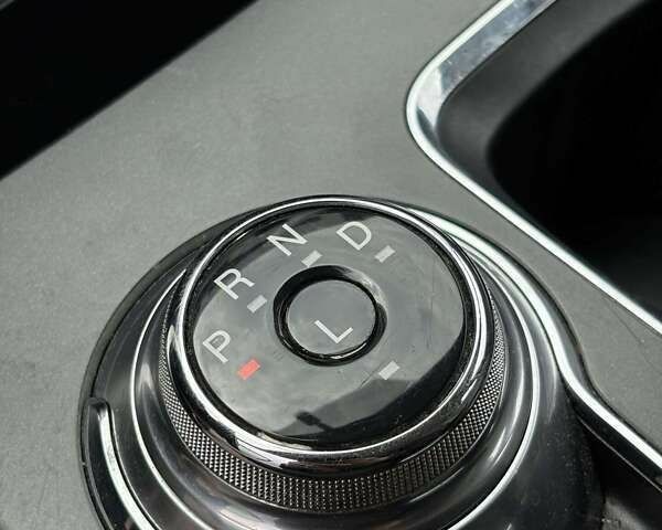 Сірий Форд Фьюжен, об'ємом двигуна 2 л та пробігом 207 тис. км за 13000 $, фото 28 на Automoto.ua