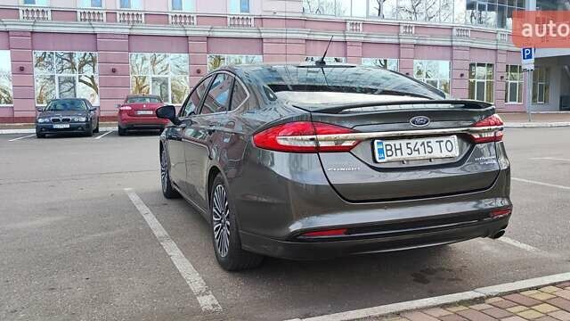 Сірий Форд Фьюжен, об'ємом двигуна 2 л та пробігом 230 тис. км за 14900 $, фото 14 на Automoto.ua