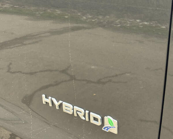 Серый Форд Фьюжн, объемом двигателя 2 л и пробегом 250 тыс. км за 10300 $, фото 4 на Automoto.ua