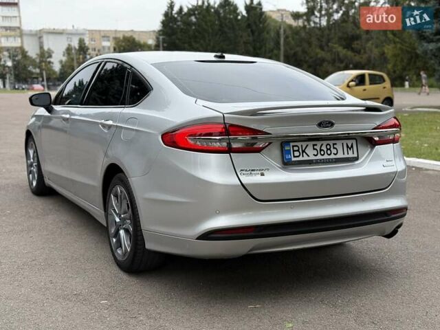 Сірий Форд Фьюжен, об'ємом двигуна 1.5 л та пробігом 198 тис. км за 9500 $, фото 29 на Automoto.ua