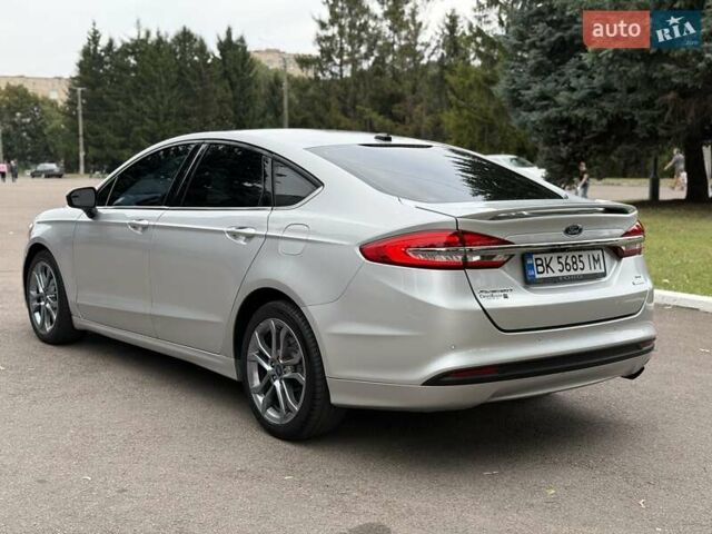 Сірий Форд Фьюжен, об'ємом двигуна 1.5 л та пробігом 198 тис. км за 9500 $, фото 25 на Automoto.ua