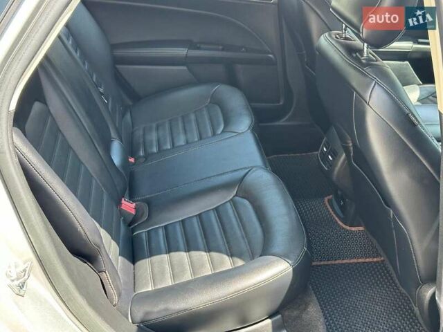 Серый Форд Фьюжн, объемом двигателя 2 л и пробегом 114 тыс. км за 15290 $, фото 19 на Automoto.ua