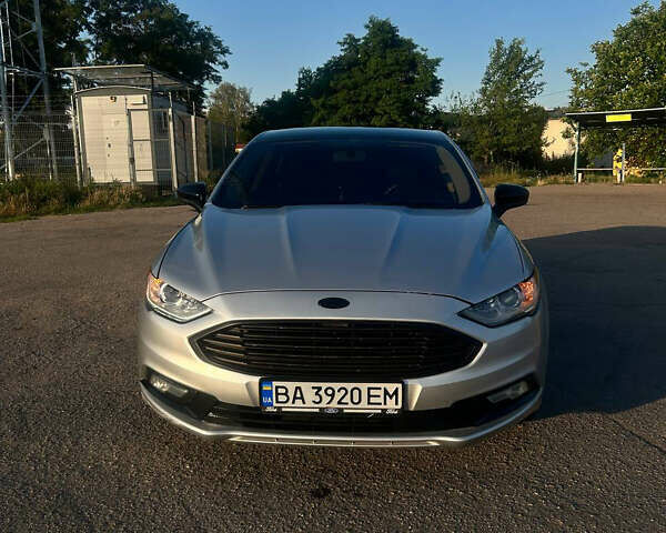 Серый Форд Фьюжн, объемом двигателя 2 л и пробегом 118 тыс. км за 11500 $, фото 7 на Automoto.ua