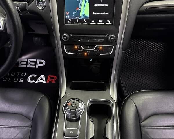 Форд Фьюжн 2017 в Одессе на Automoto.ua Серый Форд Фьюжн, объемом двигателя 2 л и пробегом 78 тыс. км за 15800 $, фото 25 на Automoto.ua