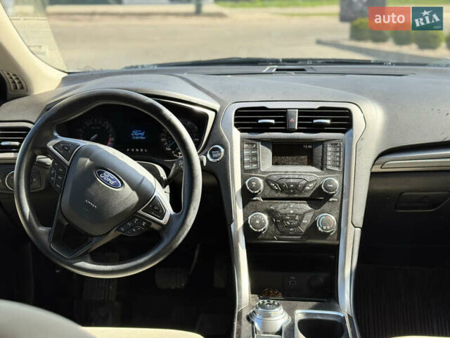 Серый Форд Фьюжн, объемом двигателя 2.5 л и пробегом 111 тыс. км за 11300 $, фото 6 на Automoto.ua